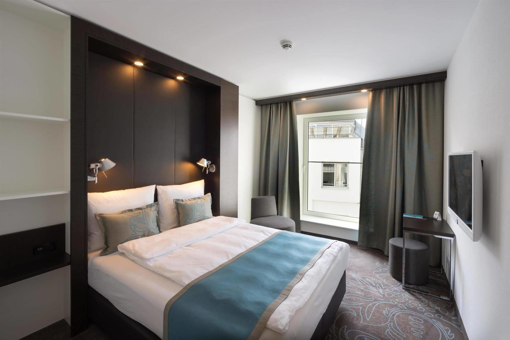 Motel One Leipzig-Augustusplatz Экстерьер фото